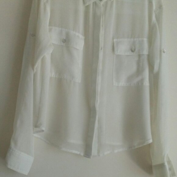 BLOUSE - COTTON CANDY LABEL - WHITE - NEW - SIZE LARGE. VERY DRESSY - Picture 4 of 7